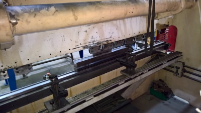 Dener 3100mm x 160tn CNC